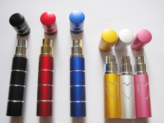 美麗女性防衛防狼噴霧防身器